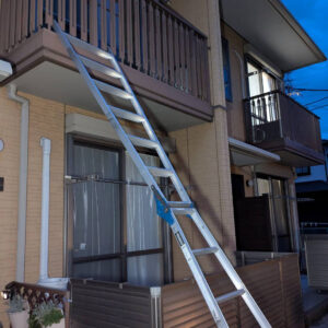 小山市 鍵開け作業中写真