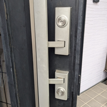 群馬県太田市 玄関の鍵交換2箇所 作業後写真