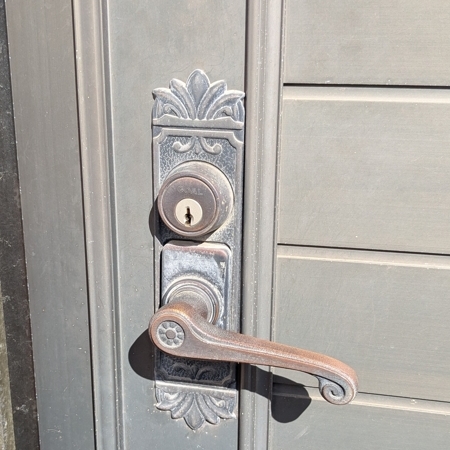 茨城県那珂郡東海村で玄関の鍵交換 作業実績 2025/10/23の作業写真