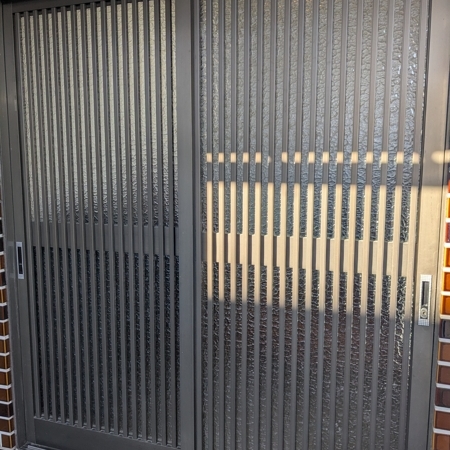 栃木県栃木市で戸建て住宅に鍵穴の新規取付け 作業実績 2025/11/17の作業写真