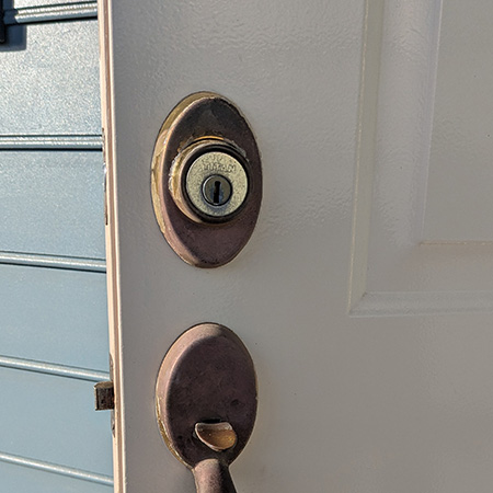 茨城県つくば市 輸入住宅の鍵交換 作業前写真