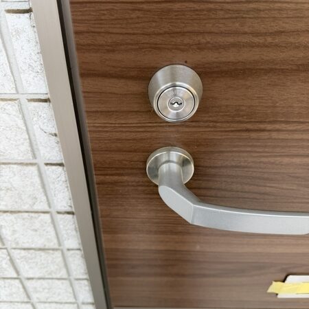 千葉県富里市で集合住宅玄関の鍵交換