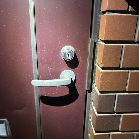 東京都足立区で集合住宅玄関の鍵交換