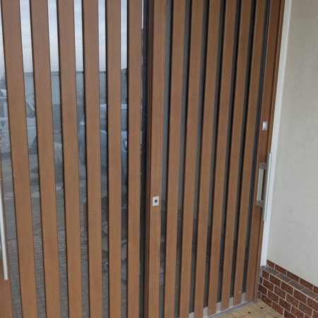 栃木県栃木市で住宅にキーレックス800(機械式テンキー錠)の取付け