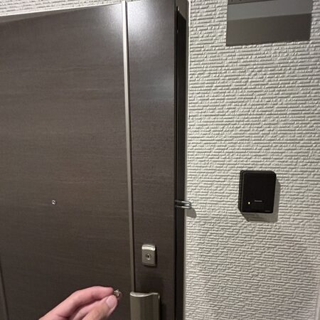 大阪府東大阪市 集合住宅玄関の鍵開けと鍵抜き 作業後写真